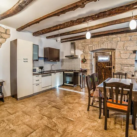 Hh Sterna Villa *