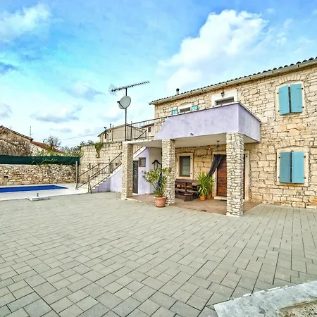 Villa Hh Sterna *