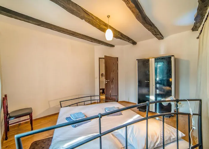 Hh Sterna Villa *
